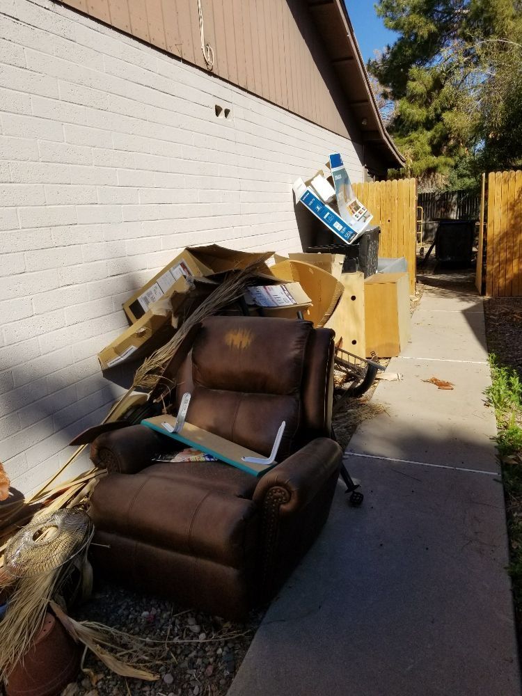 Double Eagle Junk Removal gallery photo